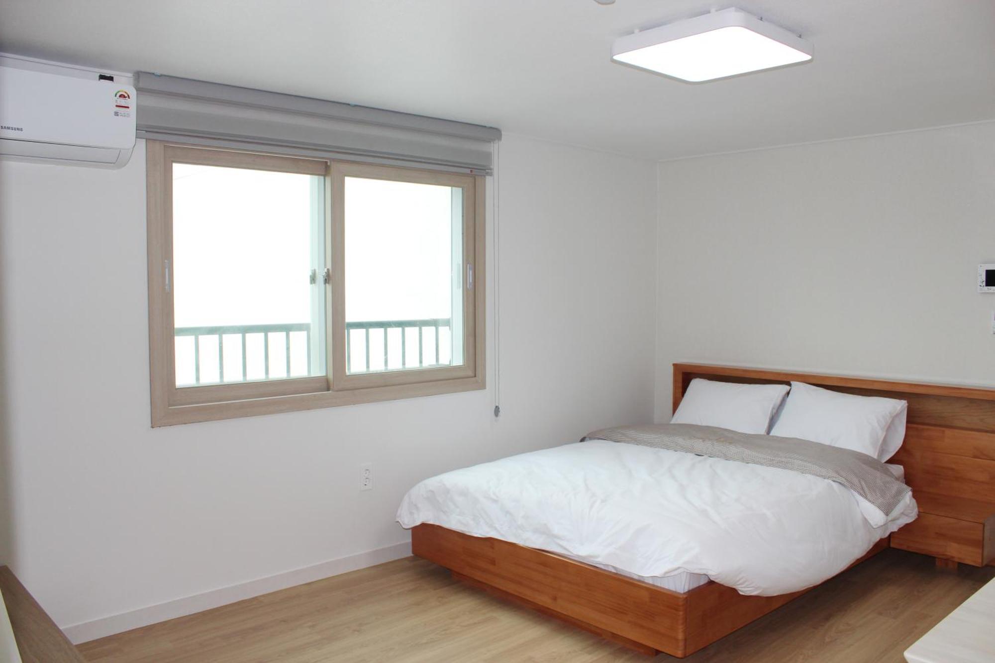 Jeju Aria Pension Exteriör bild